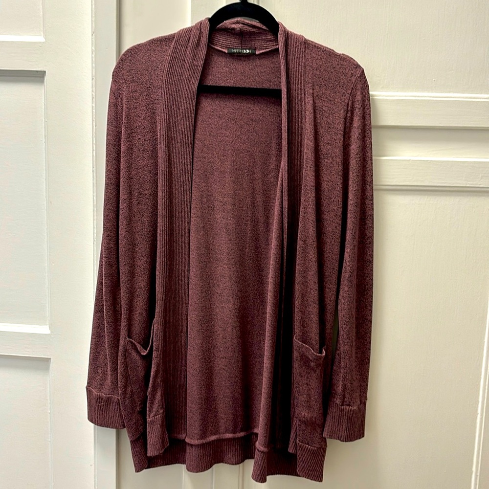 Size medium, long cardigan with pockets